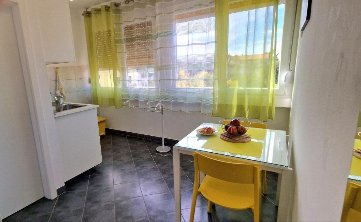 Apartments Zvone スプリト エクステリア 写真